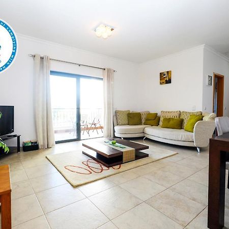 A68 - Palmeiras Paz Apartment ลากอส ภายนอก รูปภาพ